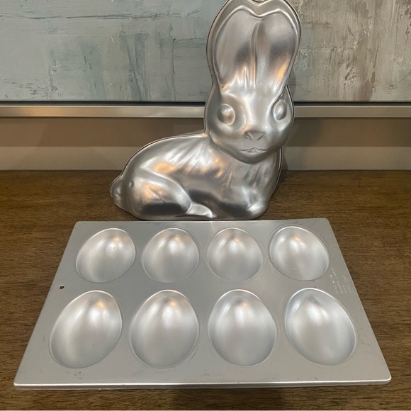 Wilton Kitchen Vintage Wilton Easter Egg And Bunny Cake Pans Poshmark